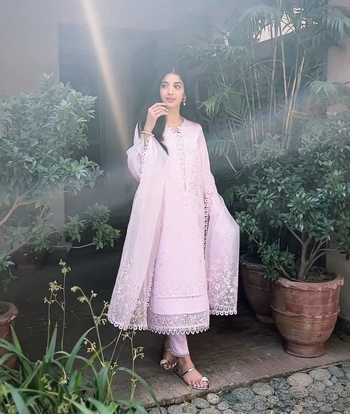 Mawra Hocane