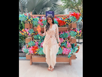  alt="Ashna Zaveri"