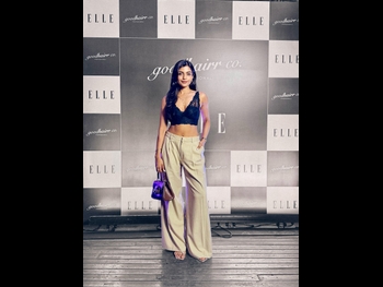 alt="Ashna Zaveri"