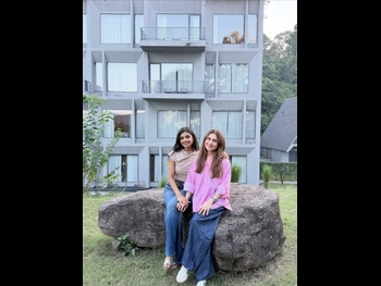  alt="Ashna Zaveri"