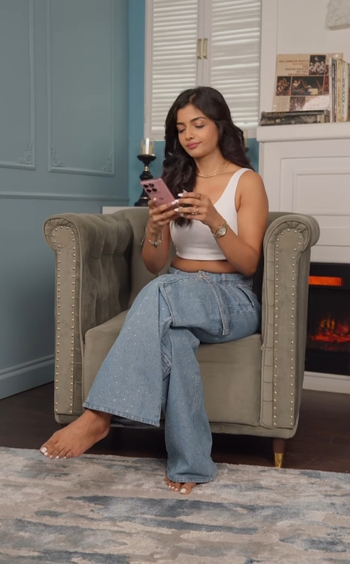 Ashna Zaveri