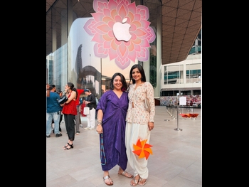  alt="Ashna Zaveri"