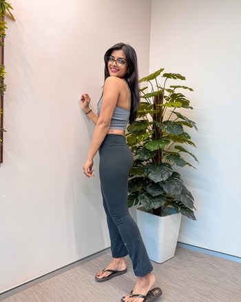 Ashna Zaveri