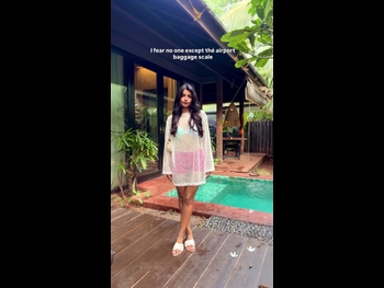  alt="Ashna Zaveri"