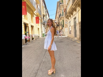  alt="Camila Giorgi"