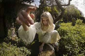 Aurora Aksnes