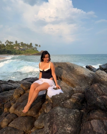 Neha Sharma (II)