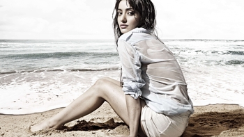 Neha Sharma (II)