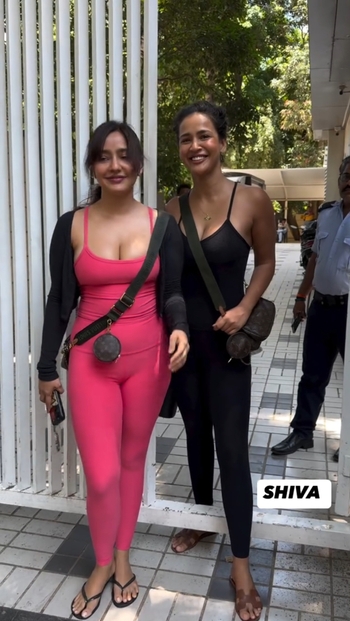 Neha Sharma (II)