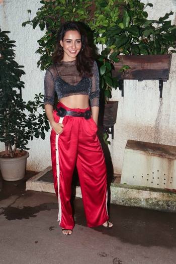 Neha Sharma (II)