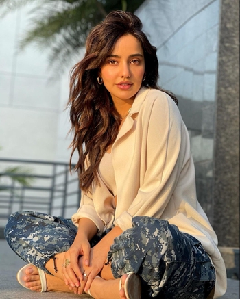 Neha Sharma (II)