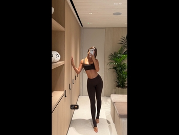  alt="Carmella Rose"