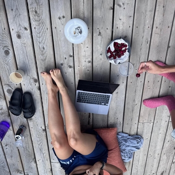 Chloe Van Landschoot