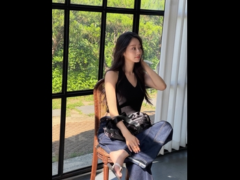  alt="Kyungri"