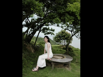  alt="Jieqiong Zhou"