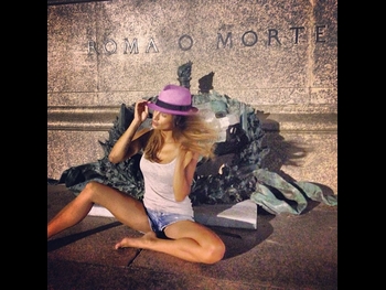  alt="Elisabetta Canalis"