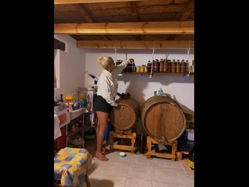  alt="Nancy Paradeisanou"