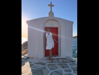  alt="Nancy Paradeisanou"