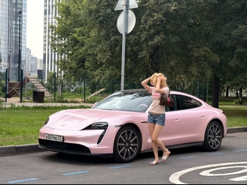  alt="Yuliya Gavrilina"