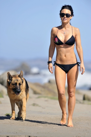 Kelly Carlson (I)