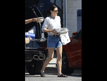  alt="Lucy Hale (ii)"