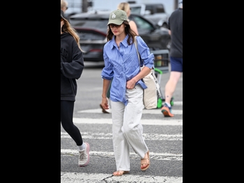  alt="Lucy Hale (ii)"