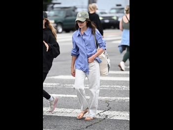  alt="Lucy Hale (ii)"