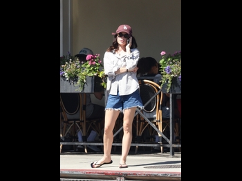  alt="Lucy Hale (ii)"