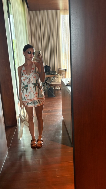 Lucy Hale (II)