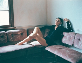 Lucy Hale (II)