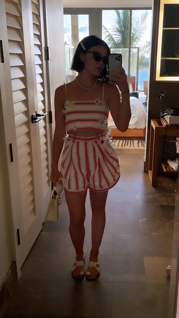 Lucy Hale (II)