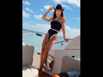  alt="Bella Falconi"