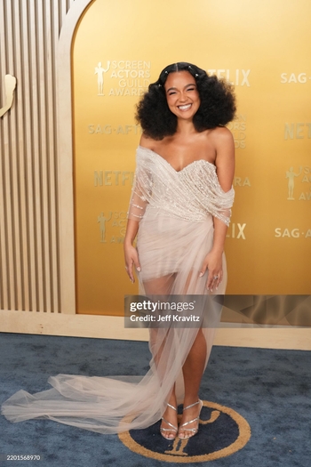 Aisha Dee