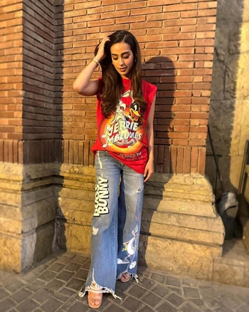 Iqra Aziz