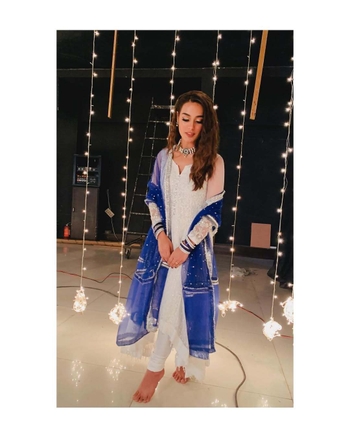 Iqra Aziz