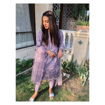 Iqra Aziz