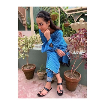 Iqra Aziz