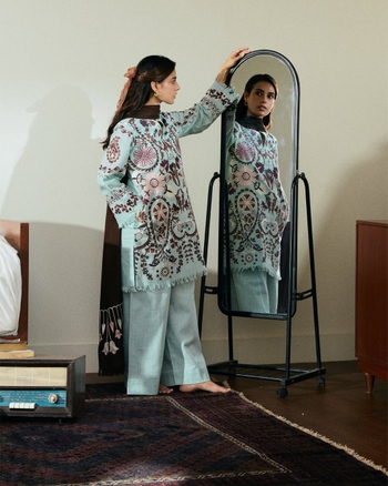 Iqra Aziz