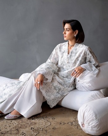 Iqra Aziz
