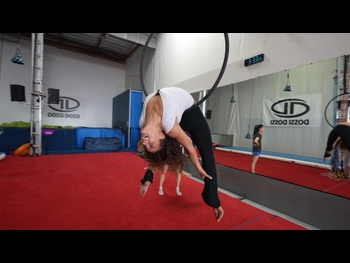  alt="Sofie Dossi"