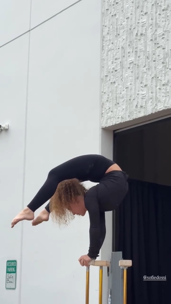 Sofie Dossi