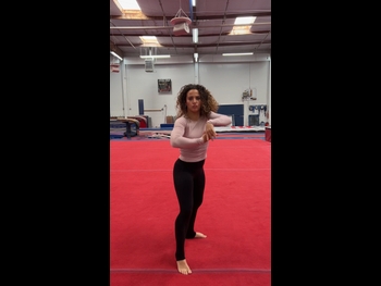  alt="Sofie Dossi"