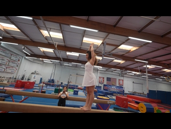  alt="Sofie Dossi"