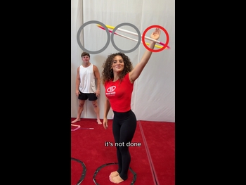  alt="Sofie Dossi"