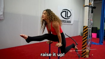 Sofie Dossi