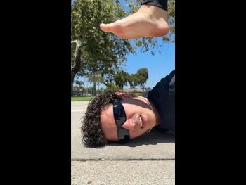  alt="Sofie Dossi"
