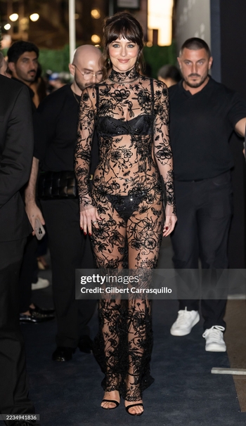 Dakota Johnson