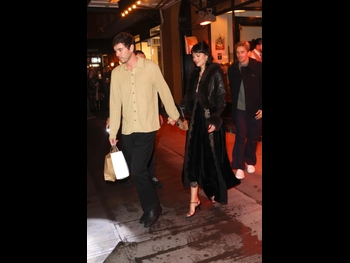  alt="Dakota Johnson"