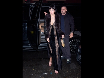  alt="Dakota Johnson"