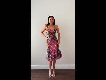  alt="Nina Dobrev"